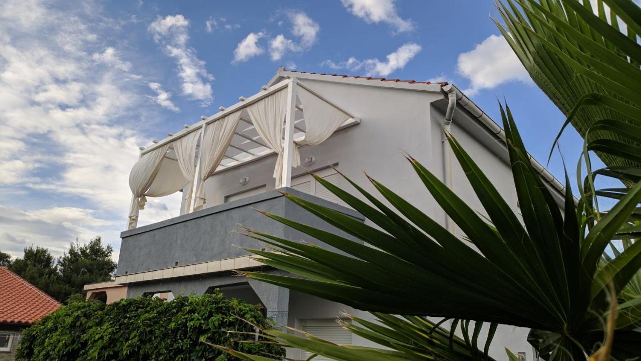 Apartment Marina Vir Exterior photo
